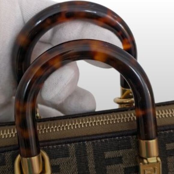 AUTHENTIC MINI FENDI by the way Bag - comes with 2 Straps and a Fendi bag! - Picture 9 of 16